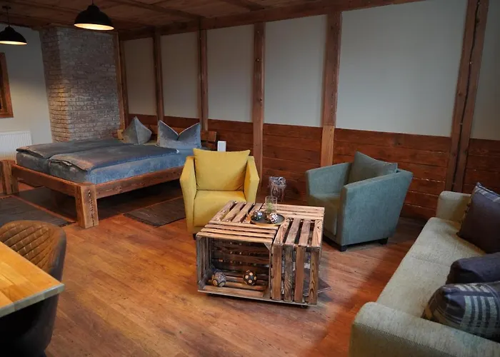 Pensión Mitteltorturm 3*